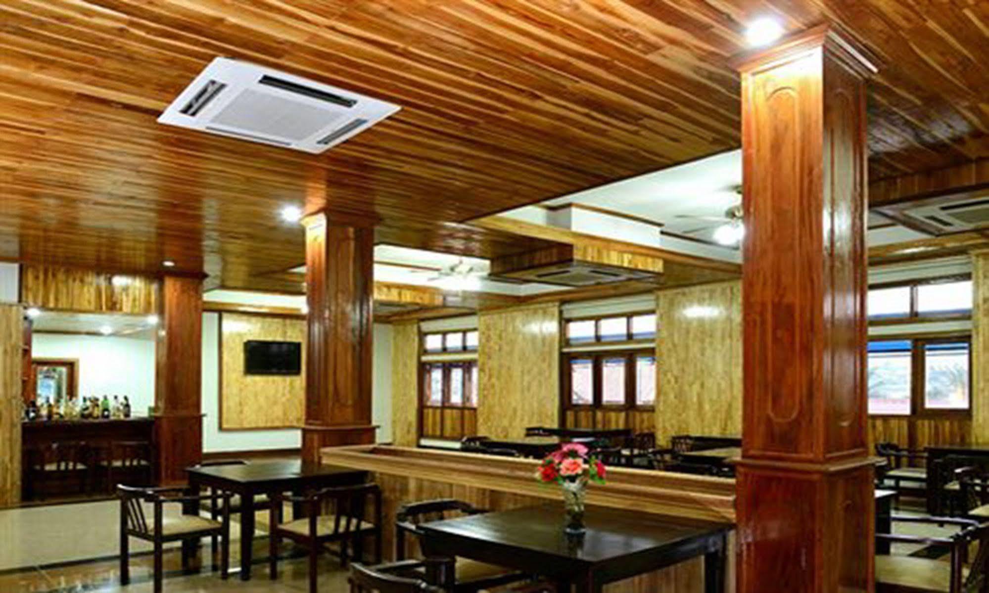 Vansana Luang Prabang Hotel Zewnętrze zdjęcie
